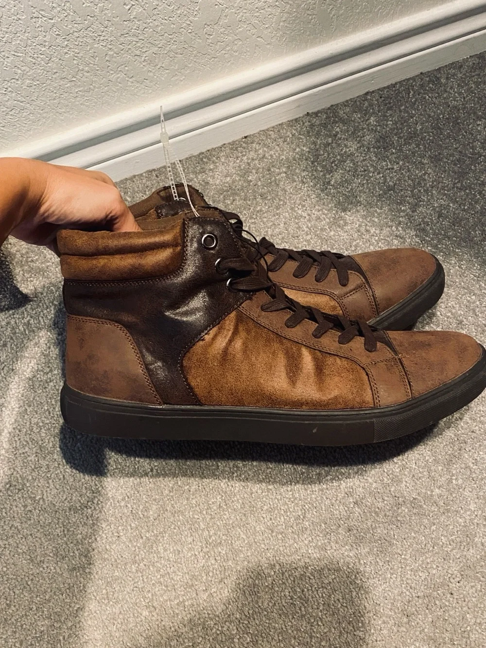 Guess Men's Brown Two-Tone High Top Shoes - Size 13